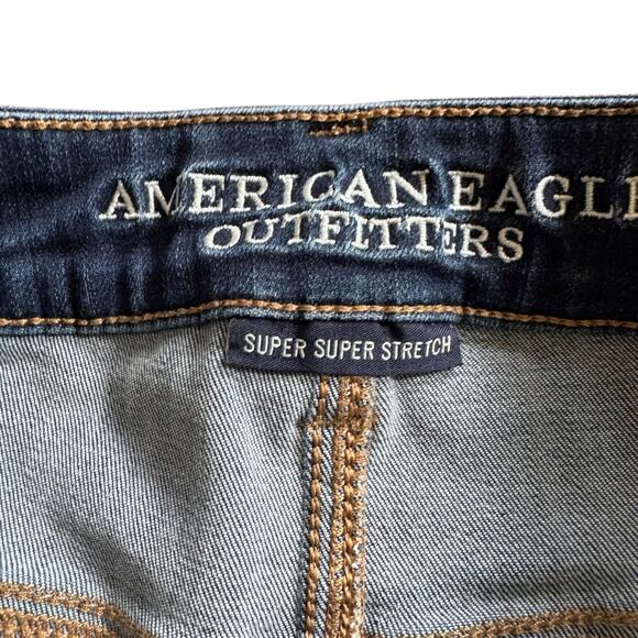 American Eagle Outfitters AE Denim Midi Jeans Shorts Stretch Raw Hem Dark Wash 4 - Picture 6 of 13